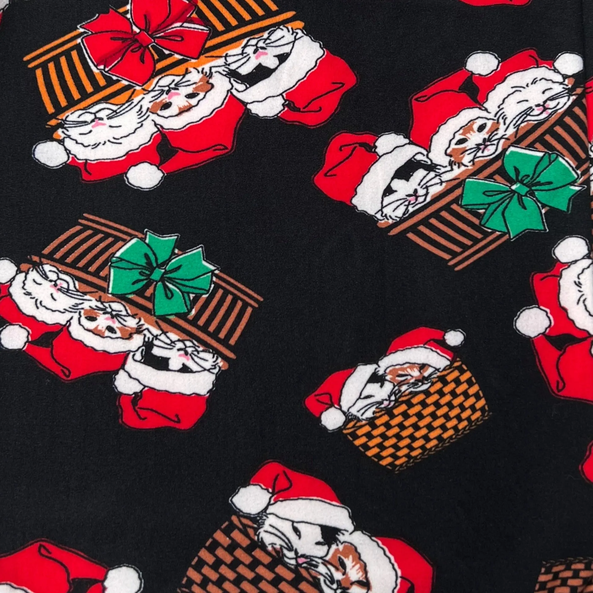 Basket Of Christmas Kittens Soft Leggings