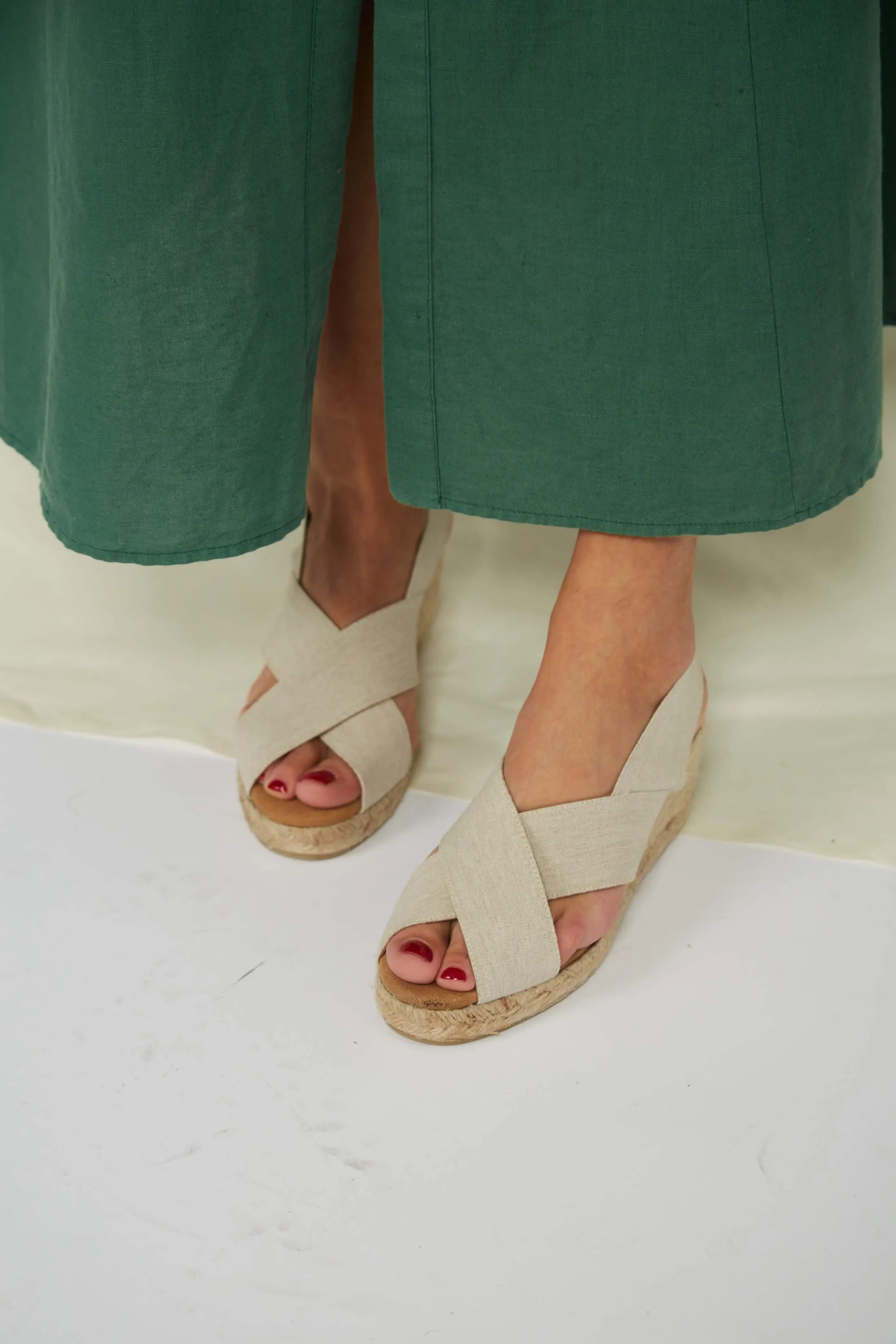 Elastic Vegan Jute Wedge Sandals | Natural Linen