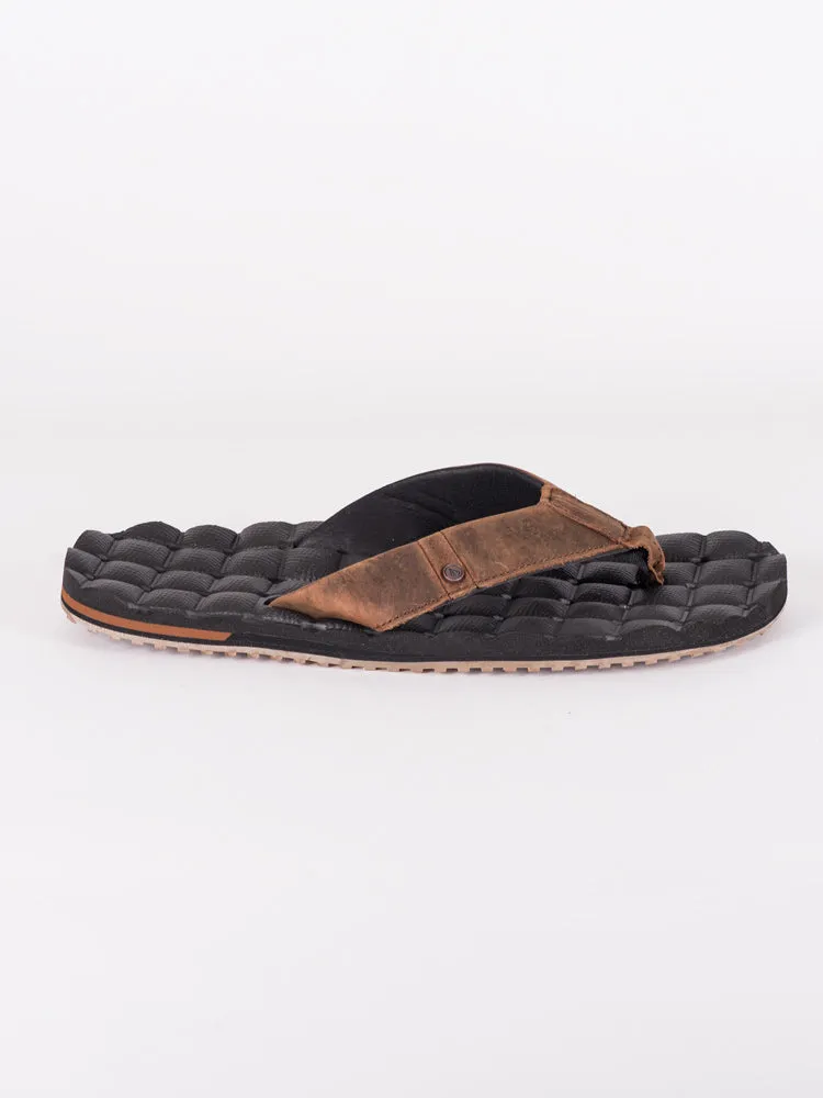 MENS VOLCOM RECLINER LEATHER SANDALS - CLEARANCE