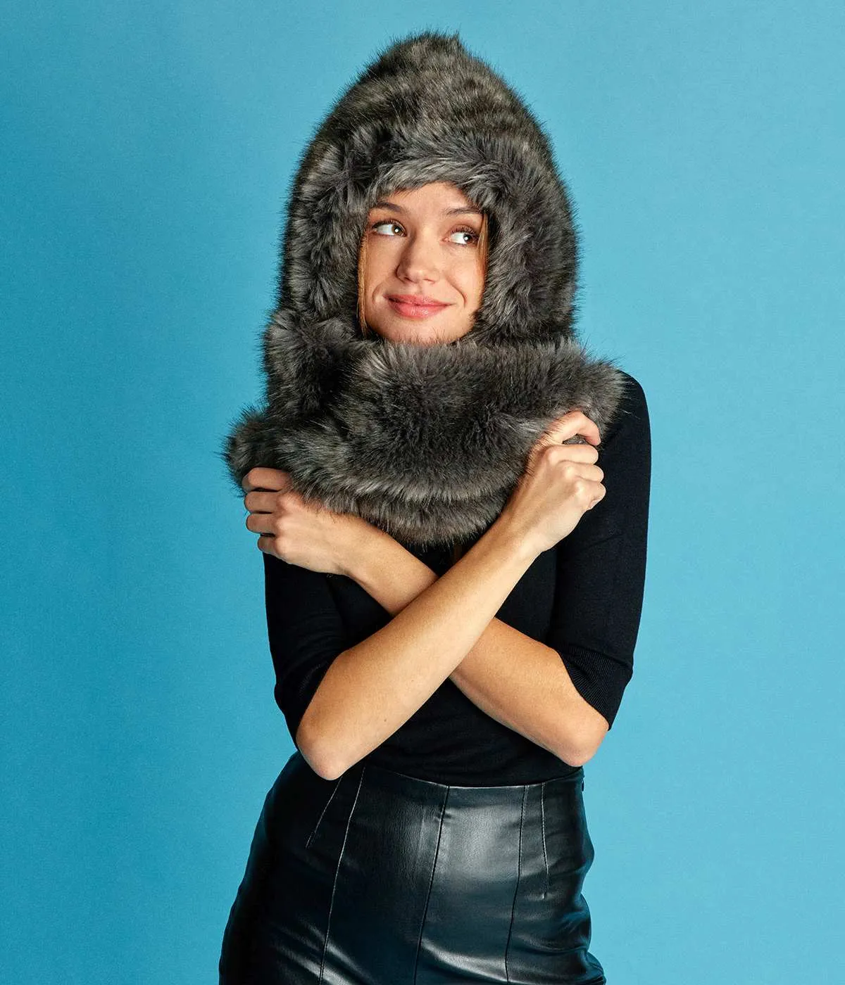 Suzan Vegan Fur Hooded Scarf | Grey Wolf