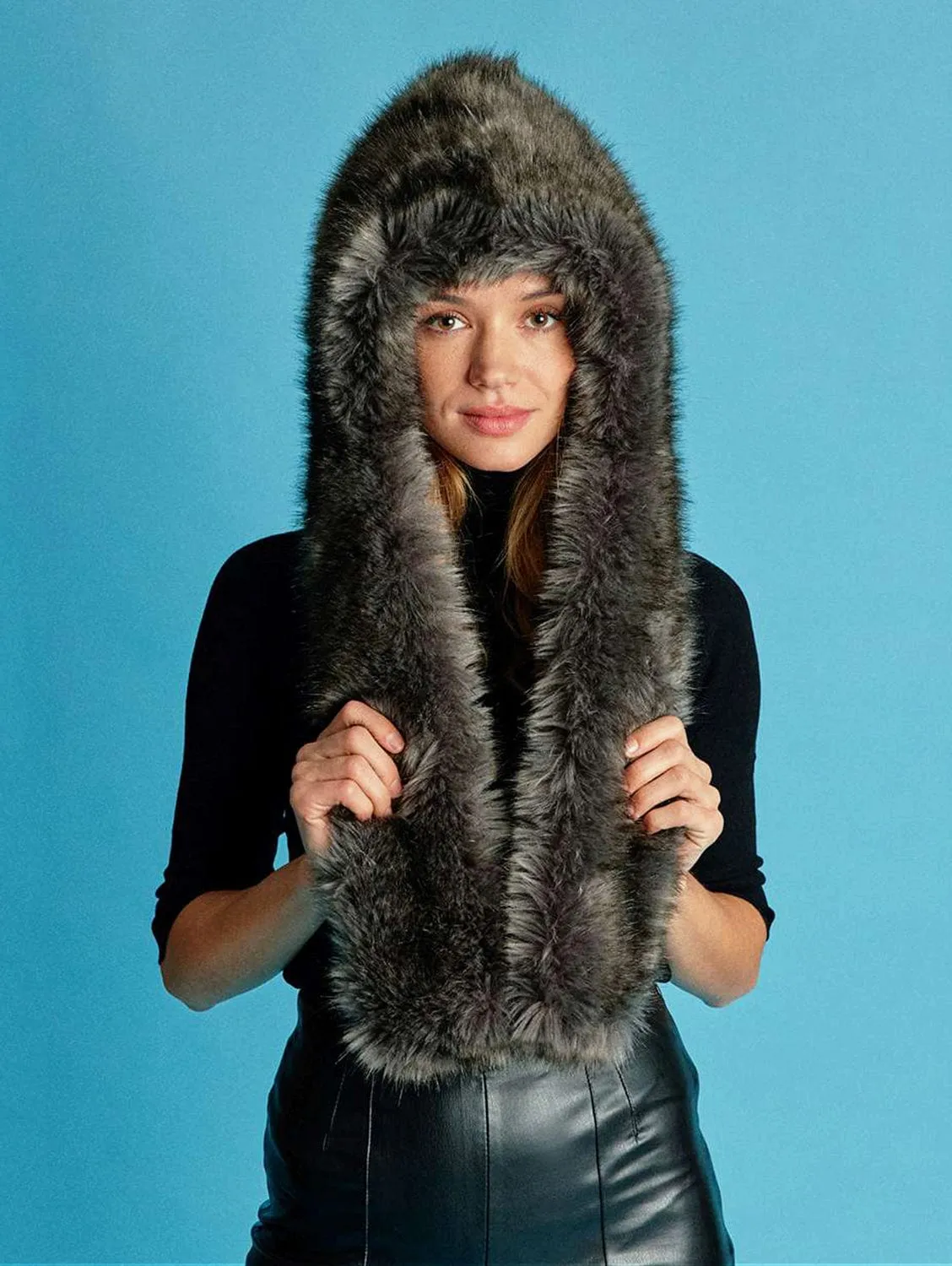 Suzan Vegan Fur Hooded Scarf | Grey Wolf